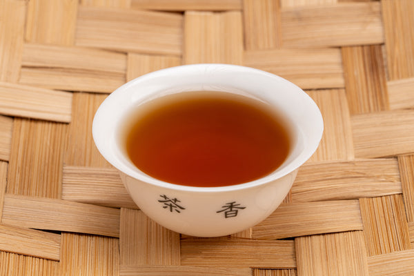 Load image into Gallery viewer, Lapsang Souchong Falcon - The China Teapot