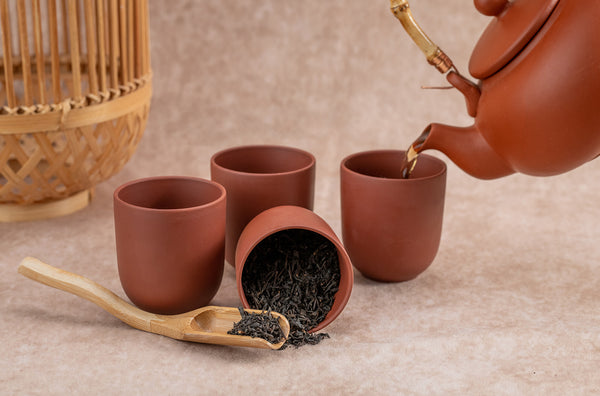 Load image into Gallery viewer, Pine Lapsang Souchong (Medium/Strong Smoke) - The China Teapot