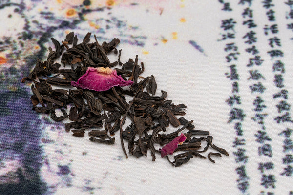Load image into Gallery viewer, Rose Congou Black - The China Teapot
