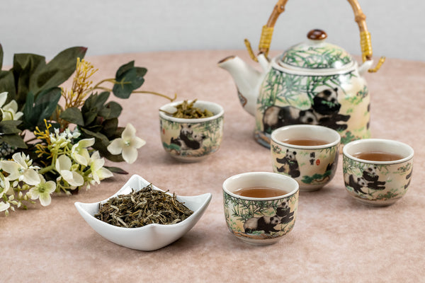 Load image into Gallery viewer, Snow Bud - The China Teapot
